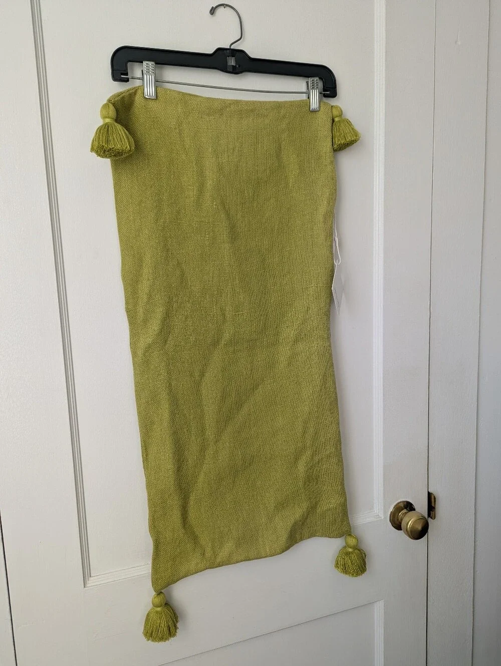 Serena & Lily Hillview Linen Pillow Cover Tassels 14x30 In Chartreuse Green NEW